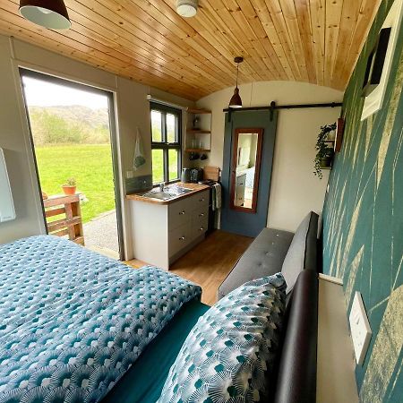 Stepping Stones Glamping Little Red Hotel Bantry Exterior photo
