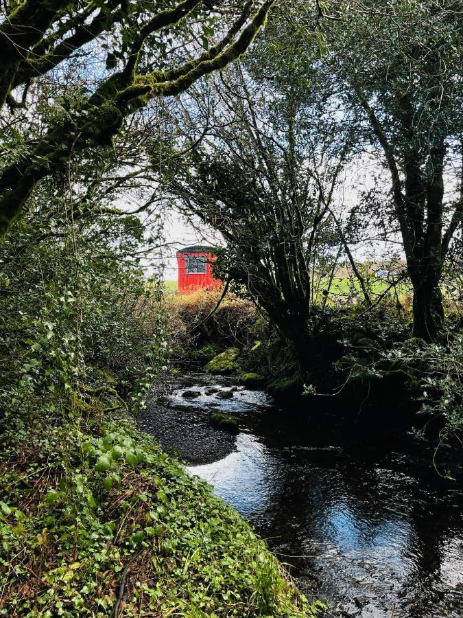 Stepping Stones Glamping Little Red Hotel Bantry Exterior photo